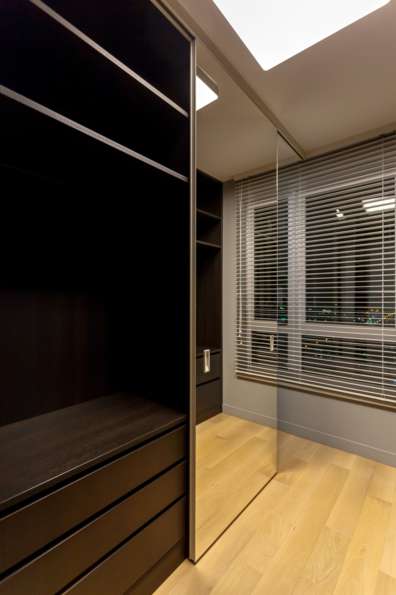 Стеклянные двери на заказ