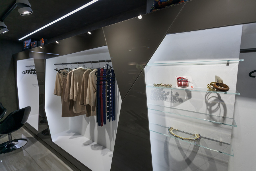 Окрашенное стекло